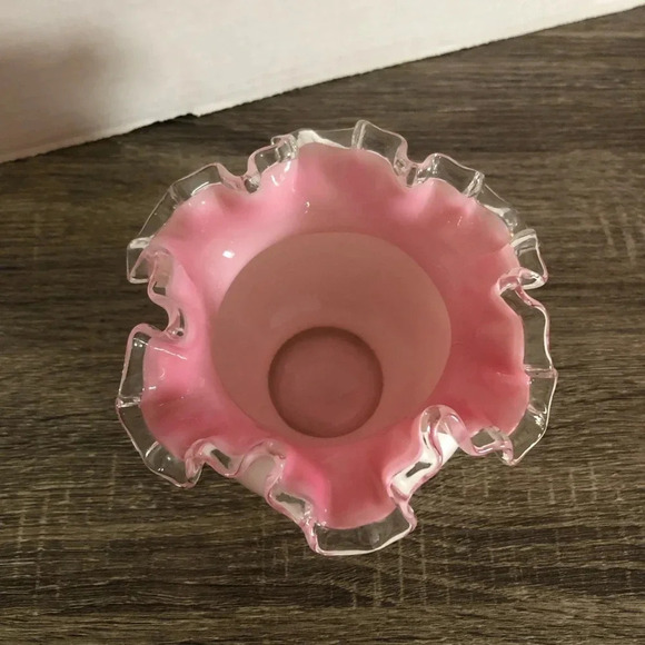 Vtg Fenton Peach Crest Ruffled Vase - Picture 2 of 9